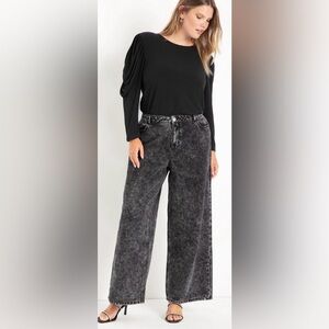 Eloquii Mineral Wash Black Denim
Wide Leg Jeans Size 16, Excellent Condition